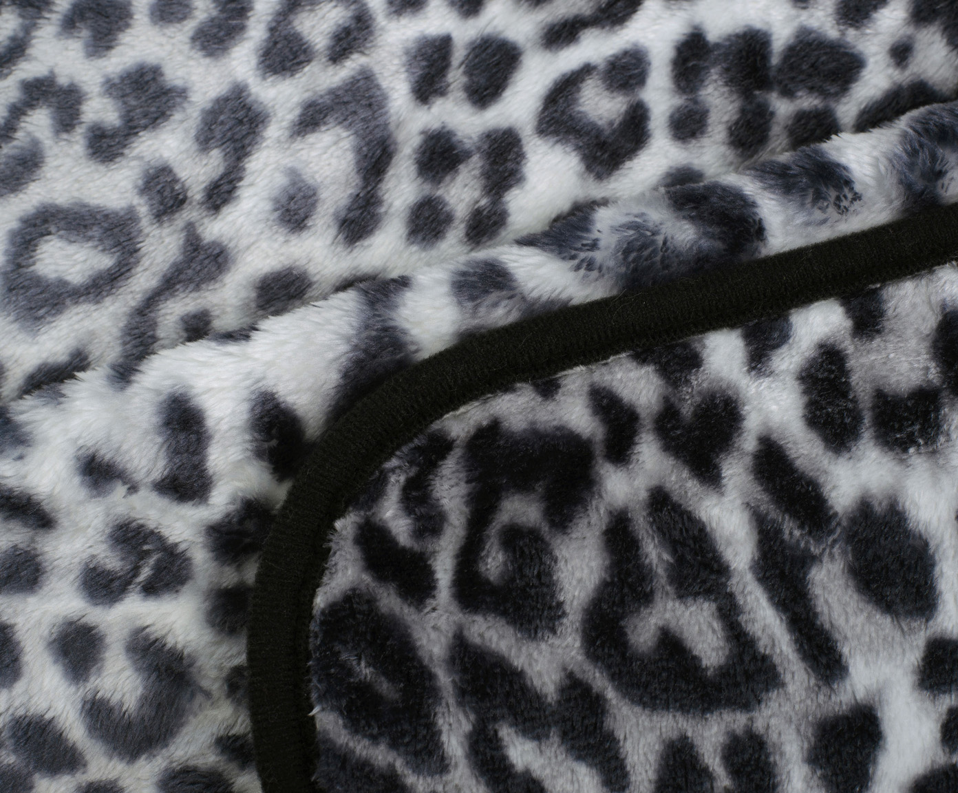 Plaids Cashmere Feeling 150x200 Léopard neige argent